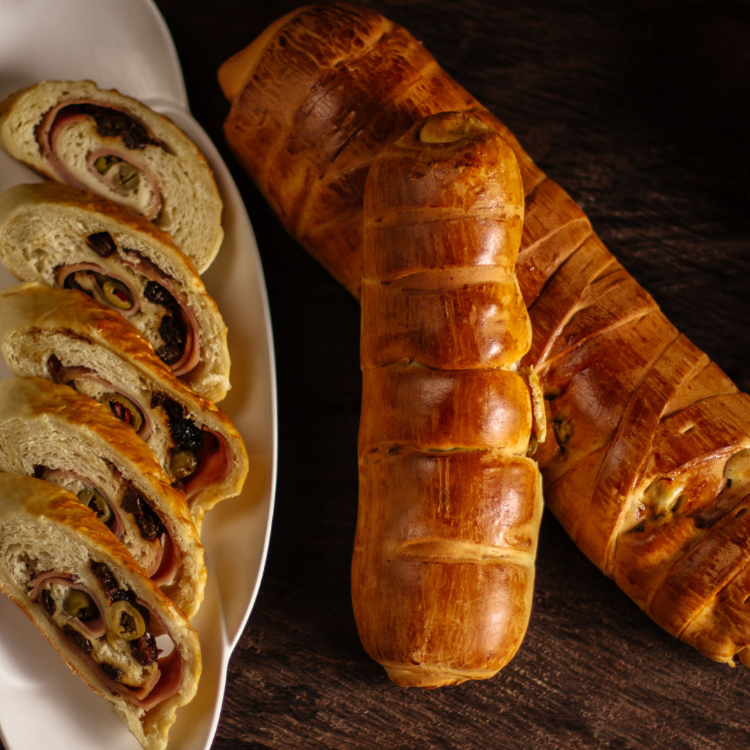 Venezuelan Ham Bread (puff pastry) - Pan de jamon de Hojaldre