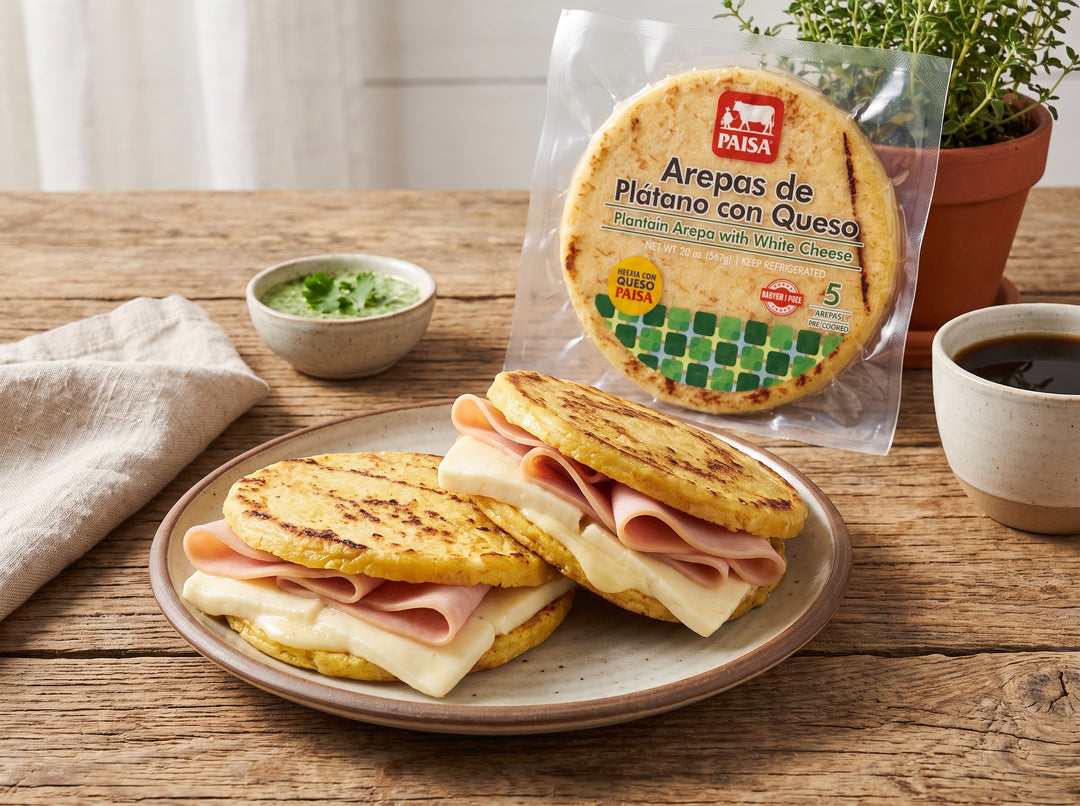 Plantain Arepa with White Cheese - Arepa de Platano con Queso